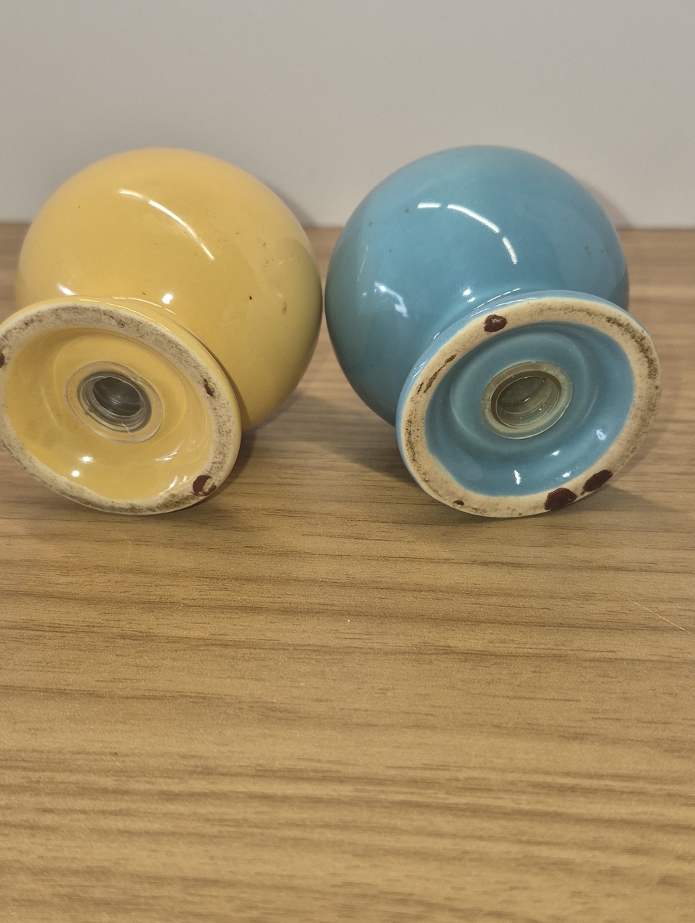 Vintage Homer Laughlin FiestaWare Yellow And Blue Salt and Pepper Shaker Set - Picture 5 of 6